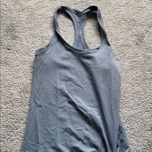 Lululemon tank top size 4